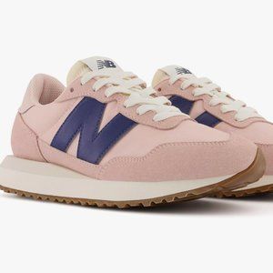 New Balance Women's 237 V1 Sneaker